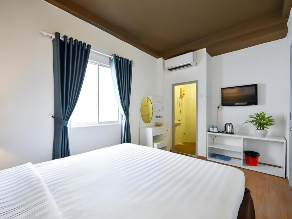 The Noble Swan Wood Park Hotel Ho Şi Min Exterior foto
