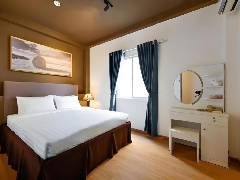 The Noble Swan Wood Park Hotel Ho Şi Min Exterior foto